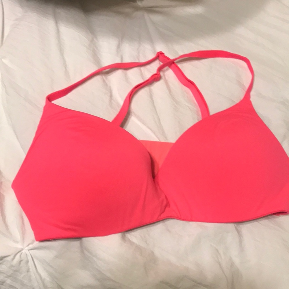 VS Pink bra